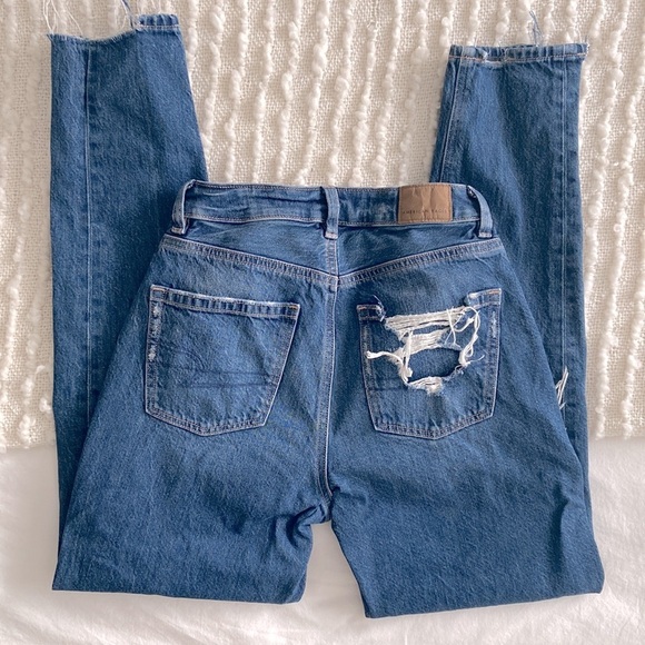 American Eagle Ripped Mom Jeans - Picture 3 of 8